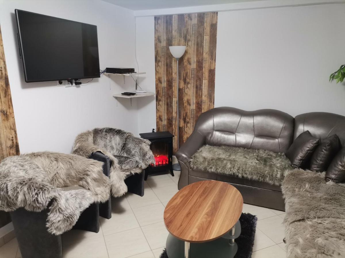 Apartman Ustie Trstená Exteriér fotografie